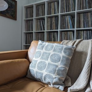 Textured throw pillow